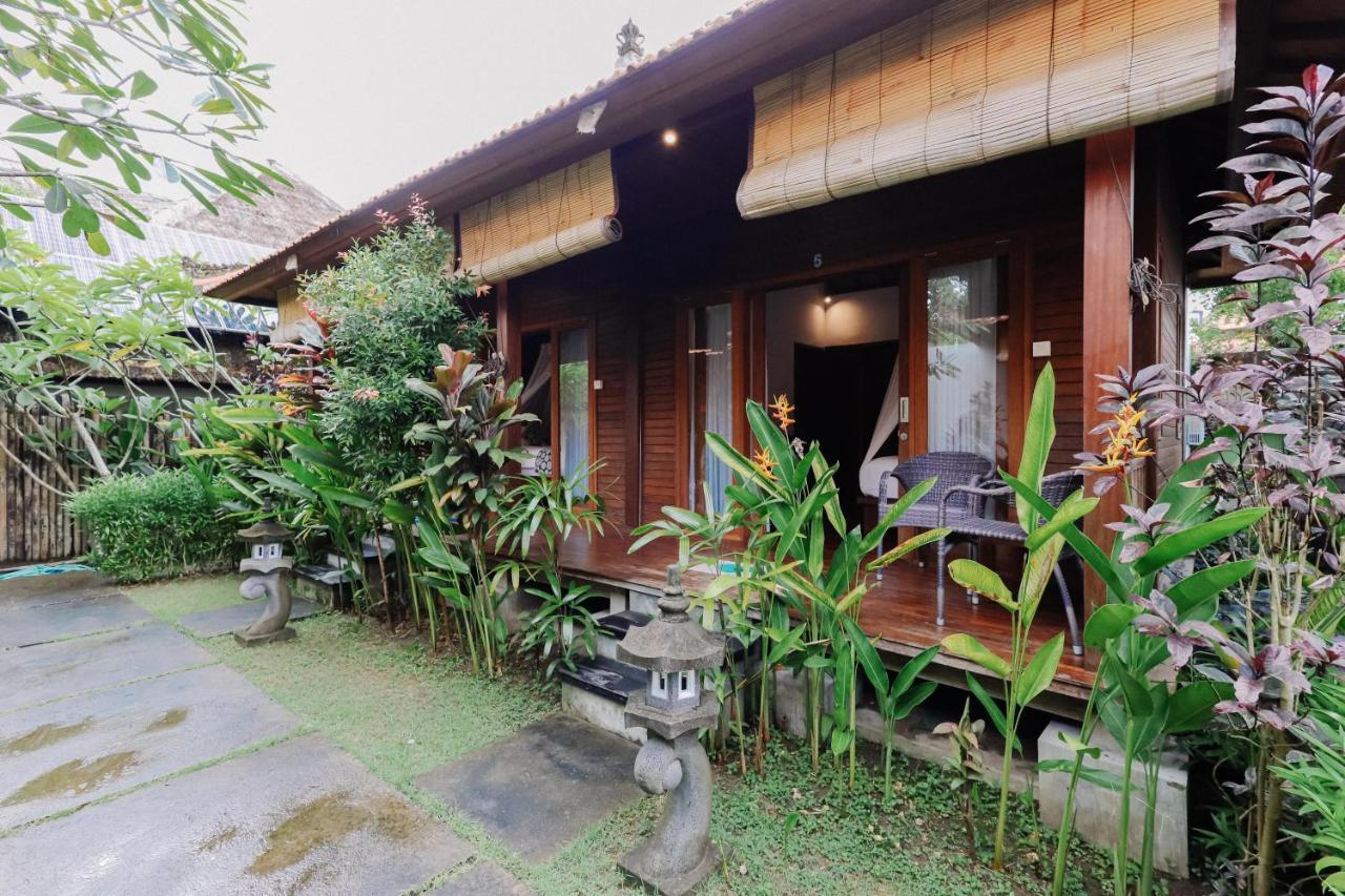 Lodge Jhonny Kibung *